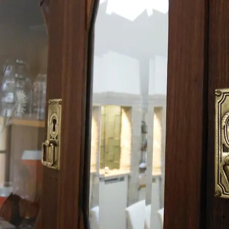 Apartment New Listing Lovely At Alfama Max 4pax Lissabon