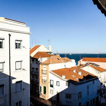 New Listing Lovely At Alfama Max 4pax * Lisboa